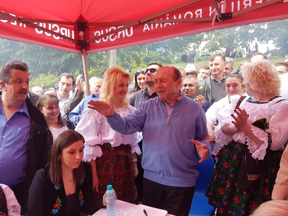 Dezvăluirile deputatului Cristescu i-au provocat un atac de panică președintelui Băsescu