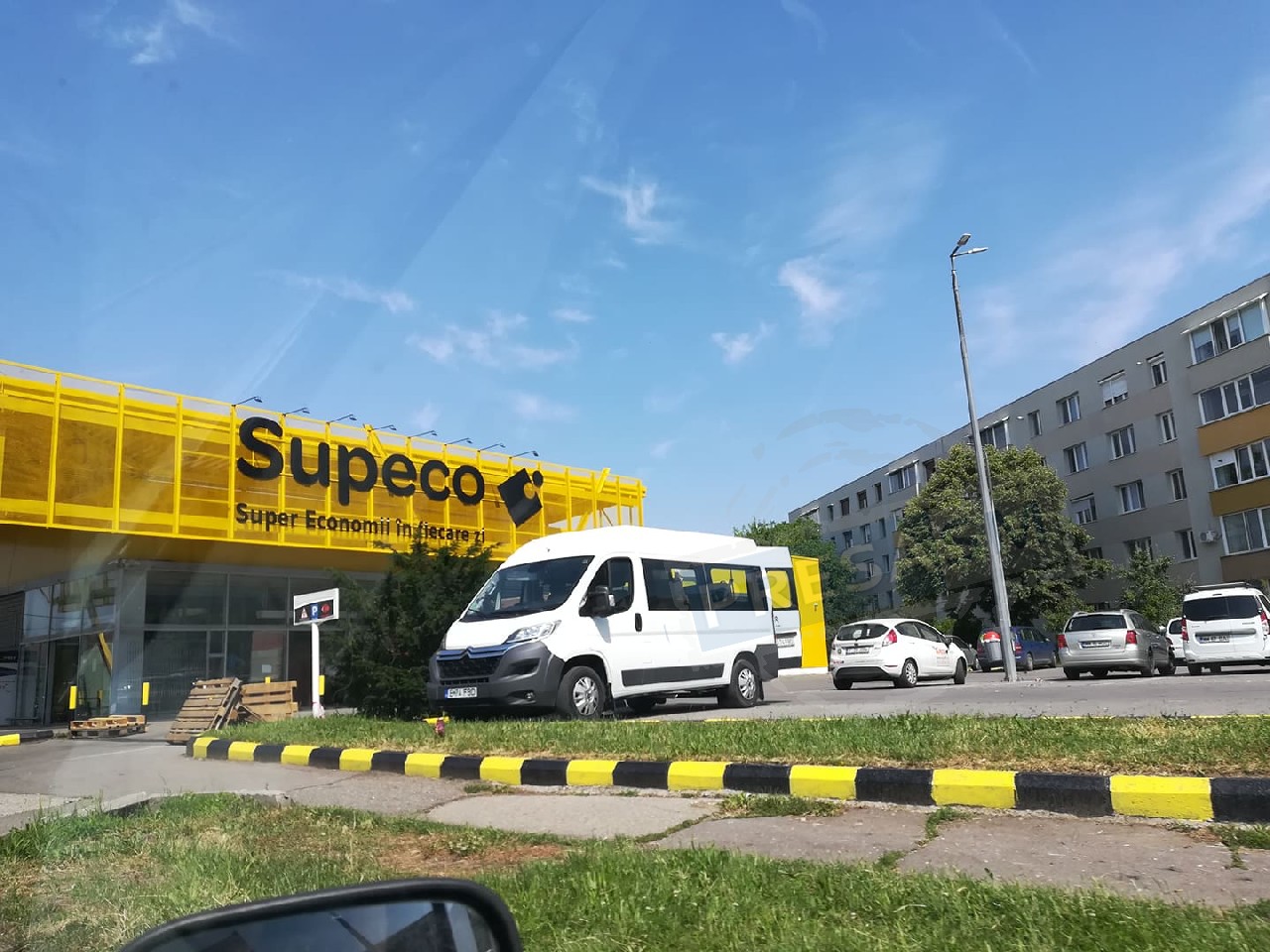 FOTO. OFICIAL în Satu Mare. Carrefour din ”Soarelui”, transformat în Supeco