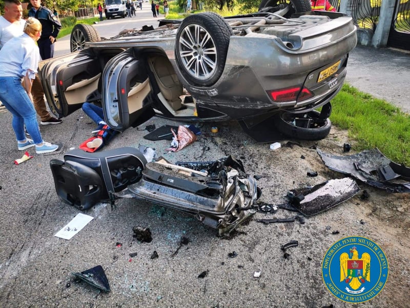 FOTO/VIDEO. Tragedia de la Valea Seacă. Doi oameni au murit într-un accident. Șoferul era beat pulbere
