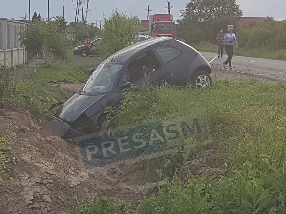 FOTO/VIDEO. Șoferul rănit grav în accidentul de la Odoreu, fără drept de a conduce mașini