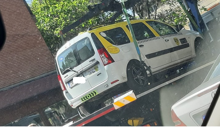 FOTO. Război declarat taximetriștilor nesimțiți în Satu Mare. Taximetru ridicat de Primărie