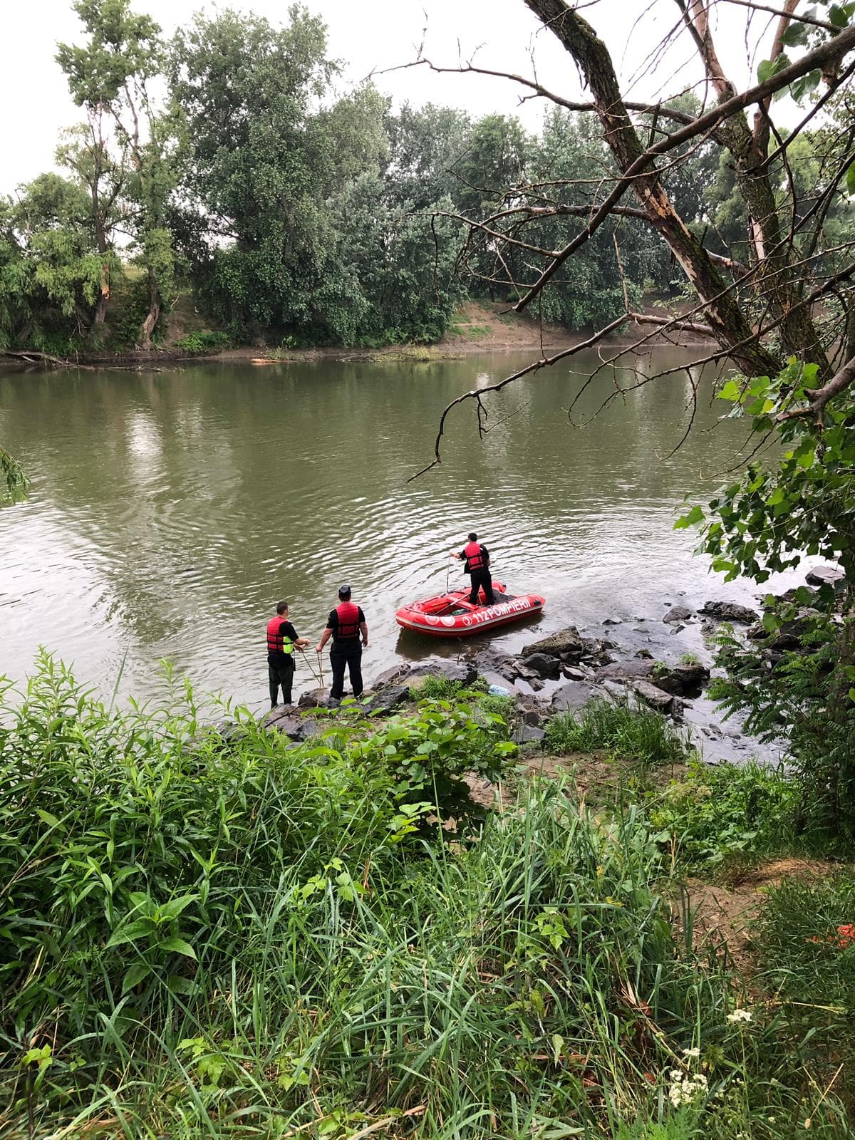 FOTO/VIDEO. A fost găsit cadavrul micuțului înecat în Someș. O nouă dramă