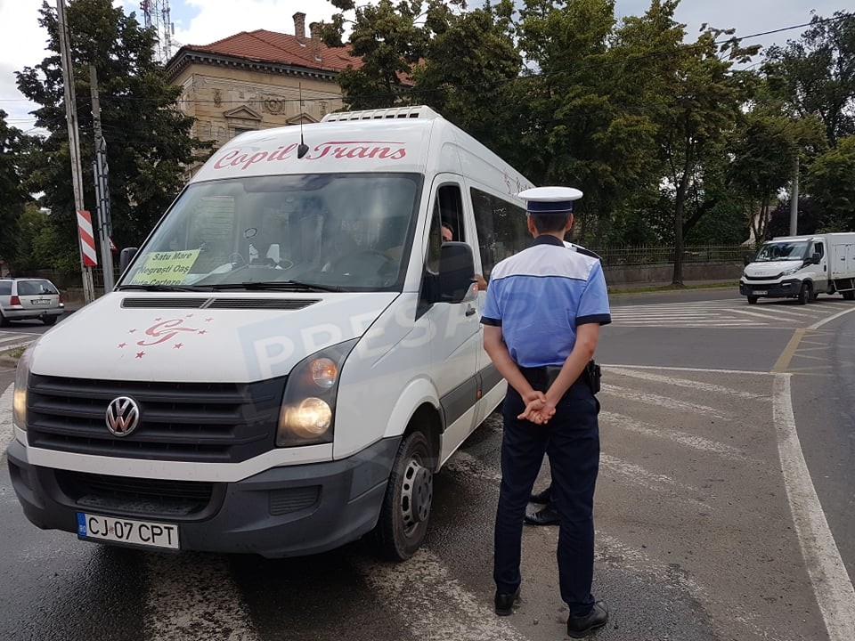 Transportatorii sătmăreni, verificați la sânge de Poliție. Amenzi de peste 120.000 de lei