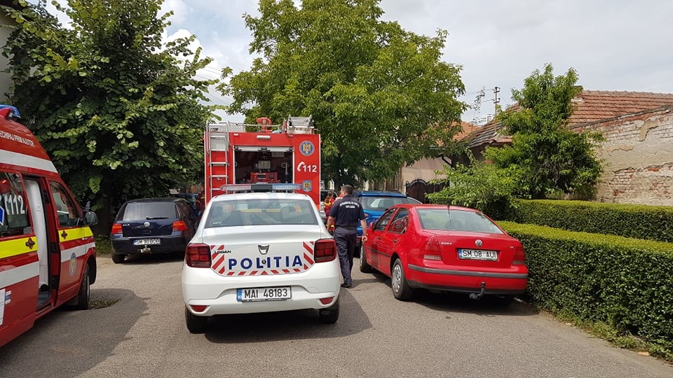 FOTO/VIDEO. Panică lângă Spitalul Vechi. Incendiu la un depozit