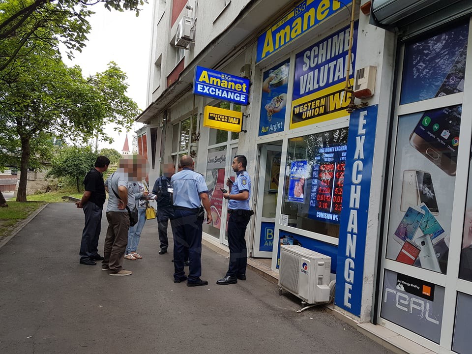 FOTO. Unul dintre tâlharii de la casa de amanet ar fi jefuit și cazinoul din Micro 17!