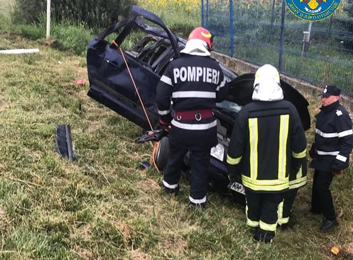 FOTO. Accident rutier grav. Victimele: soț și soție. Bărbatul a adormit la volan