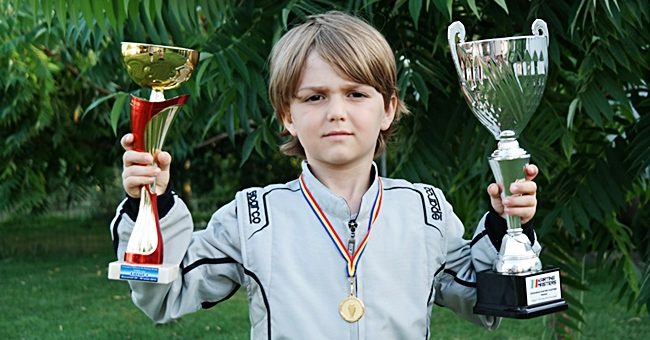 FOTO. Micuțul campion sătmărean, Darren Betea (6 ani), de neoprit! Furori la naționale