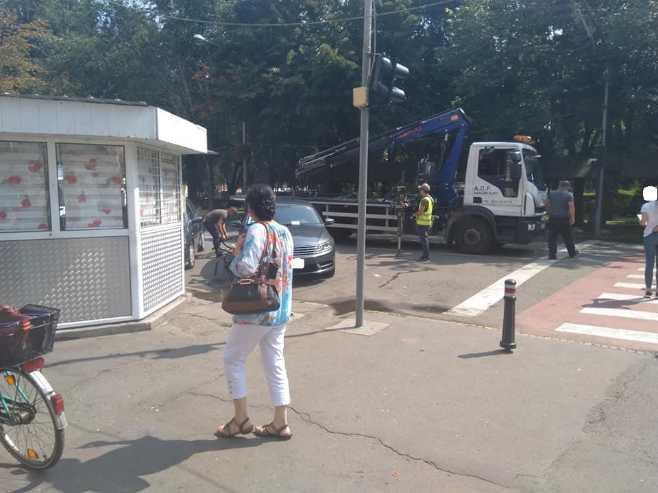 Sătmarul minunilor! A reclamat la 112 că i s-a furat mașina. Dar i-a fost ridicată legal