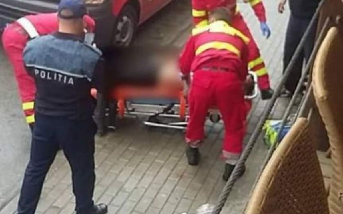 Sătmărean înțepat cu cuțitul și un altul bătut în casă. Autorii, prinși de polițiști în Satu Mare