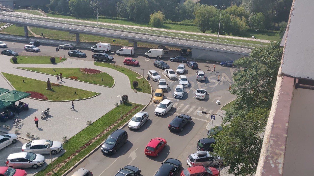 VIDEO. Aglomerație infernală în centrul municipiului Satu Mare. Evitați B-dul Transilvania