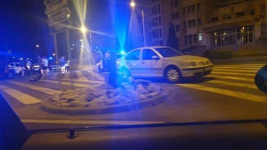 FOTO. Accident în față la Finanțe. Poliția și SMURD-ul la fața locului