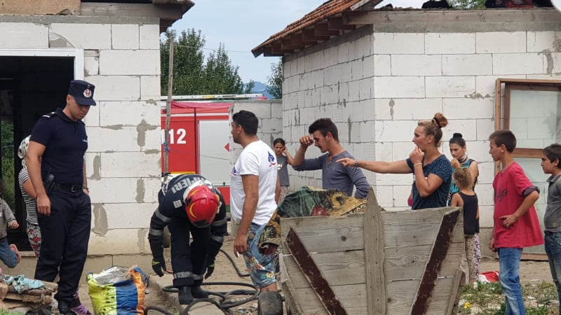 VIDEO. Incendiu violent în județul Satu Mare. Foc pus intenționat din răzbunare