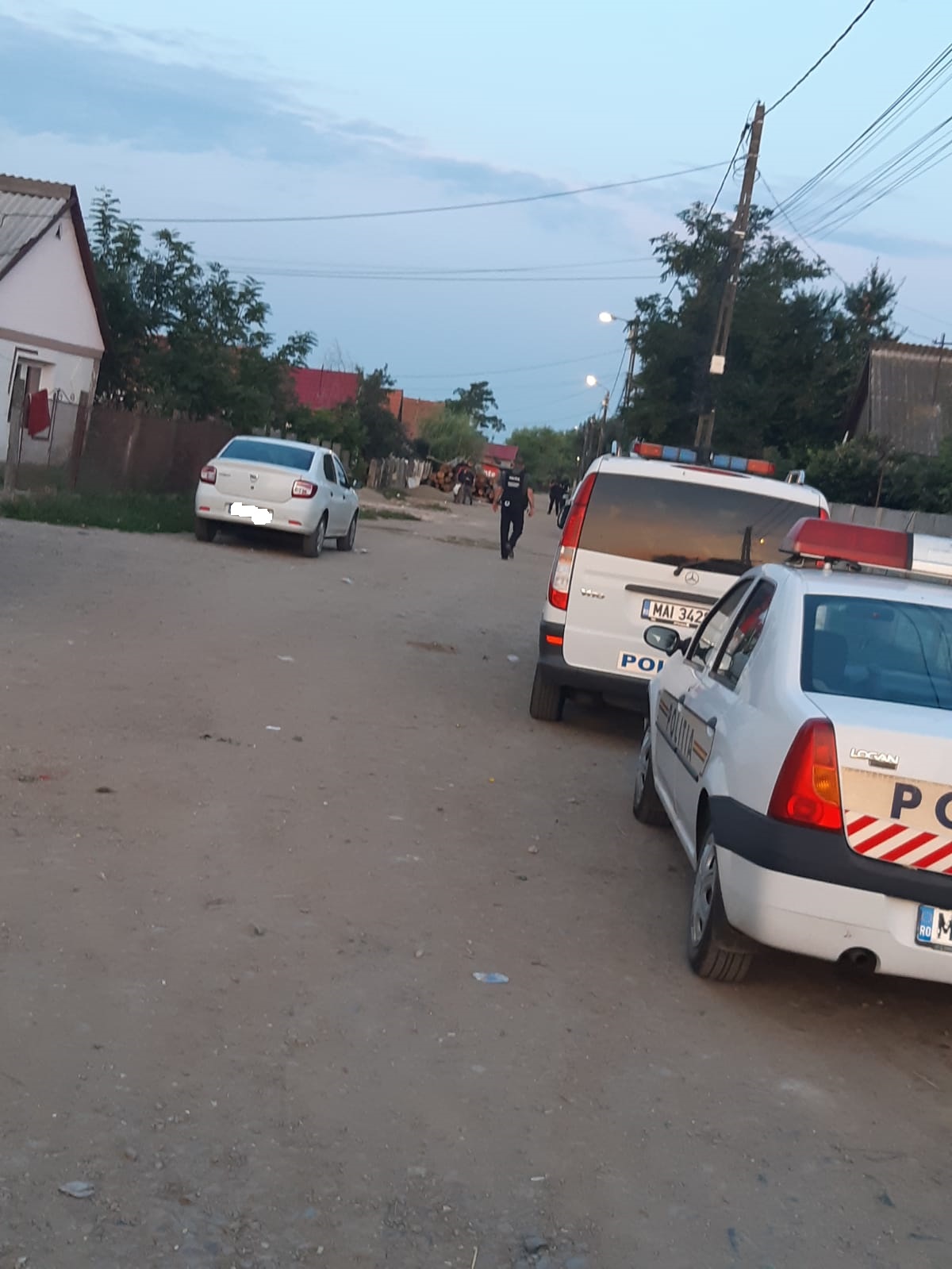 Atenție la ... murături și unelte! În Carei se dau spargeri la pivnițe