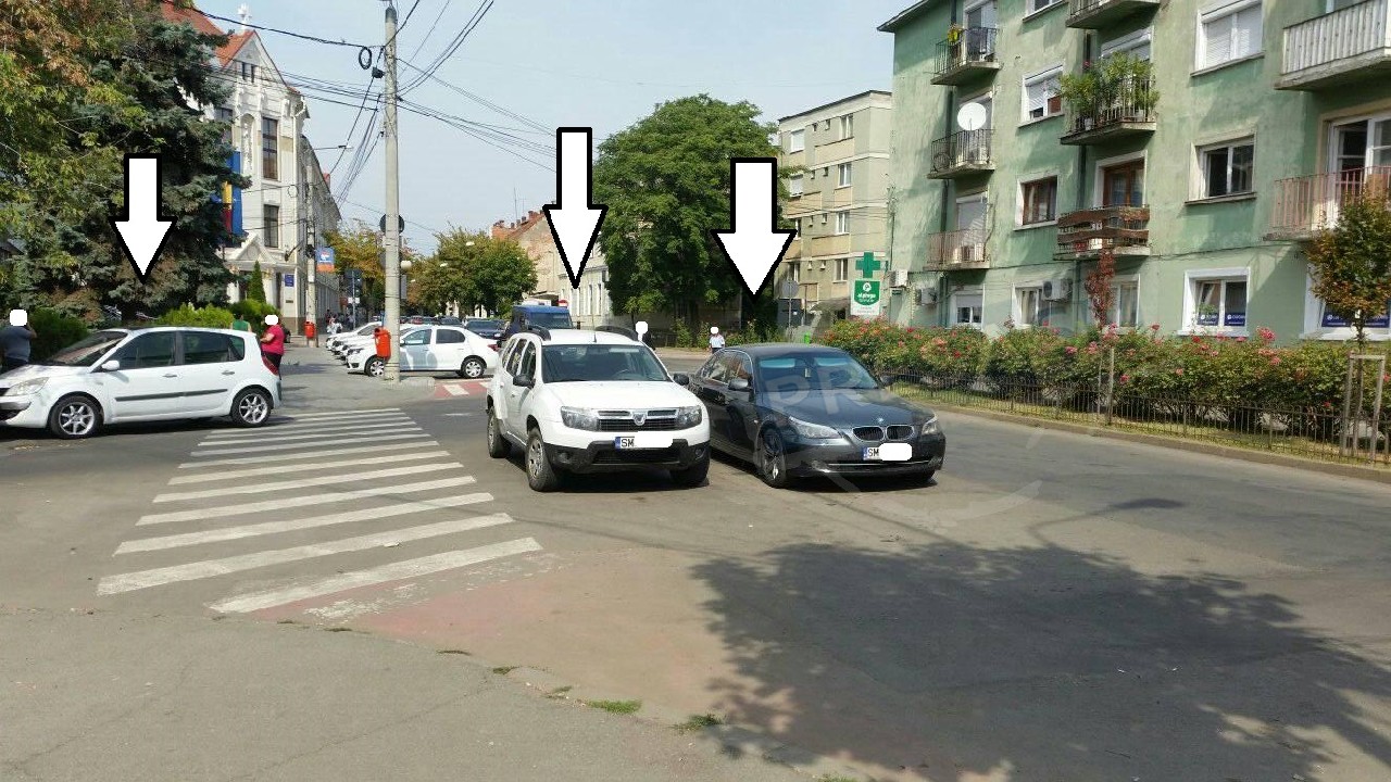 FOTO. Din fața Poliției NU se ridică mașinile! Legea este pentru proști