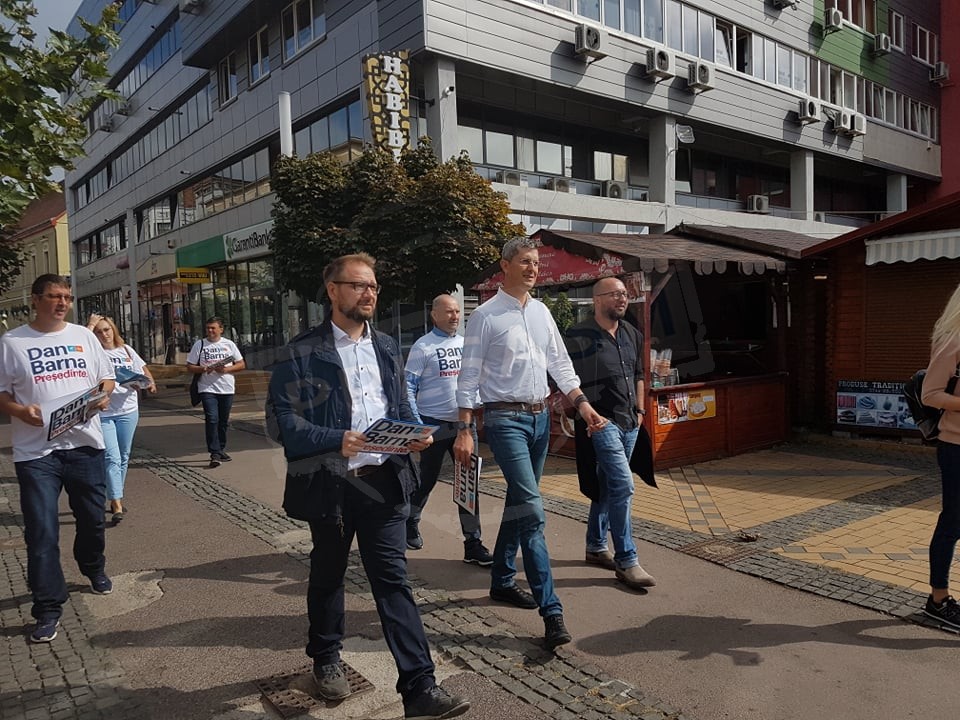 Gest fără precedent: toți parlamentarii USR își dau demisia din Parlament, să nu aibă pensie specială