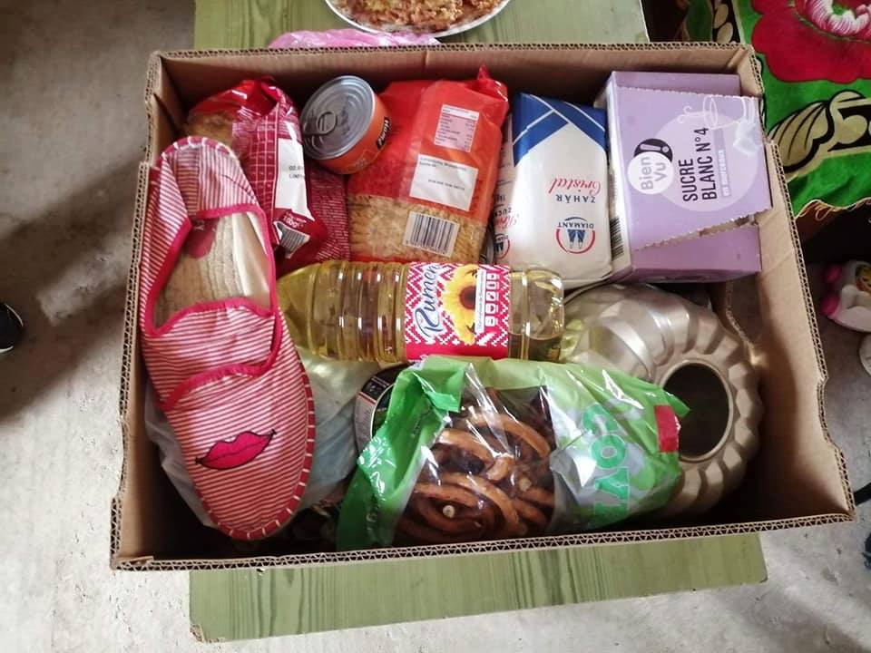 FOTO. O familie, cu cinci copii, înșelată. Rămasă fără casă. Zeci de voluntari au sărit să îi ajute