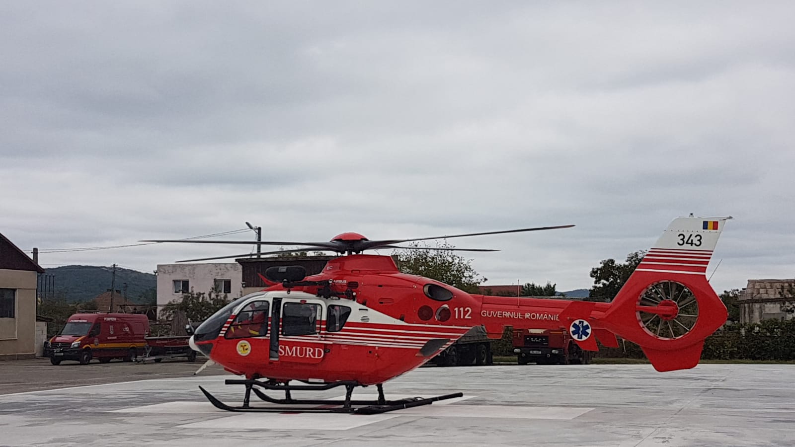 Incident uluitor! O femeie a solicitat elicopterul SMURD pentru că și-a rupt degetul