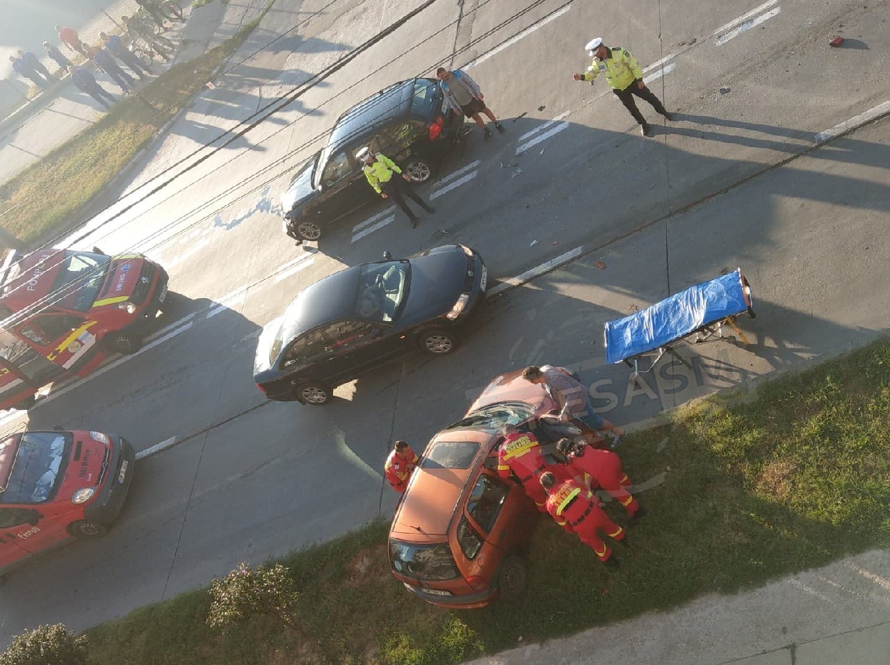 FOTO/VIDEO. Ce spun polițiștii despre accidentul de pe drumul Botizului. Șoferița s-a ales cu răni ușoare
