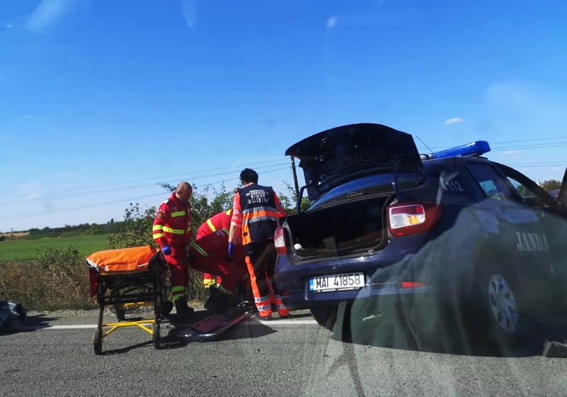 FOTO. Accident cu victime pe DN19, SM și BH. Mașină a Jandarmeriei izbită frontal