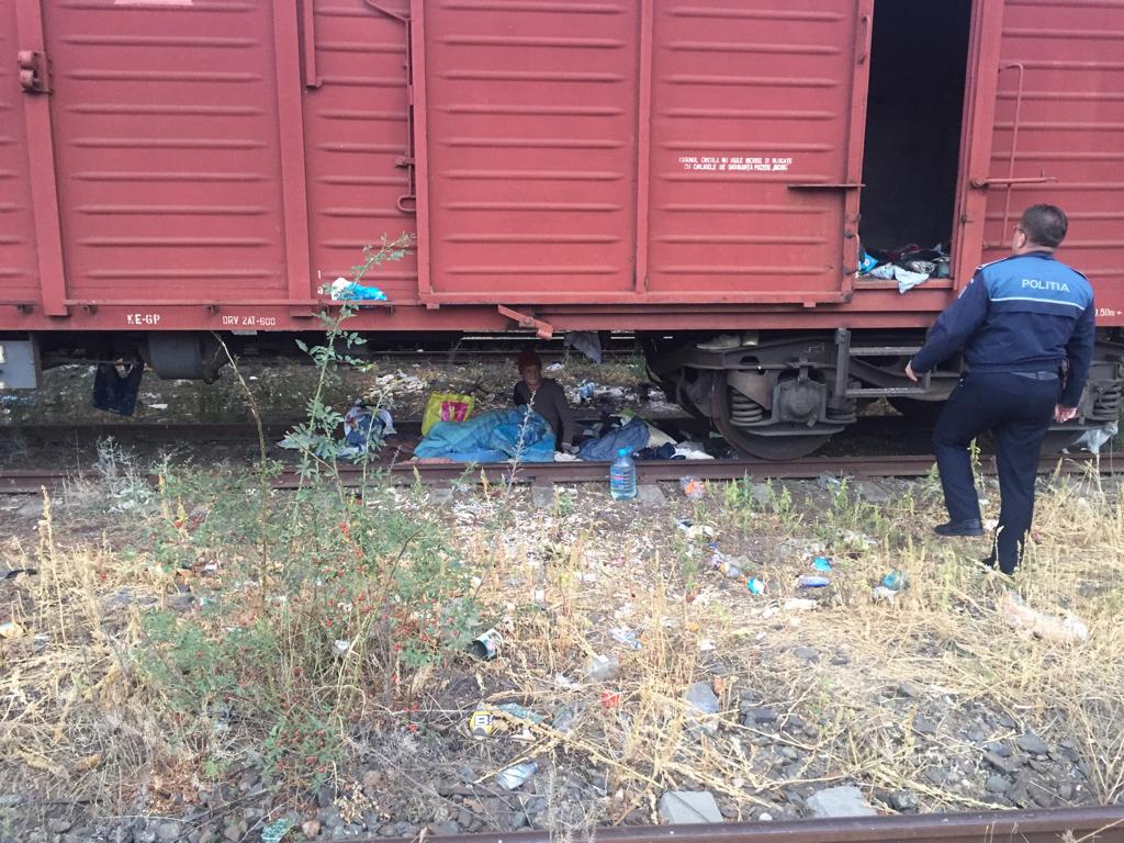 Descoperire dramatică lângă Gara CFR Satu Mare. Vârstnic găsit decedat lângă un depou