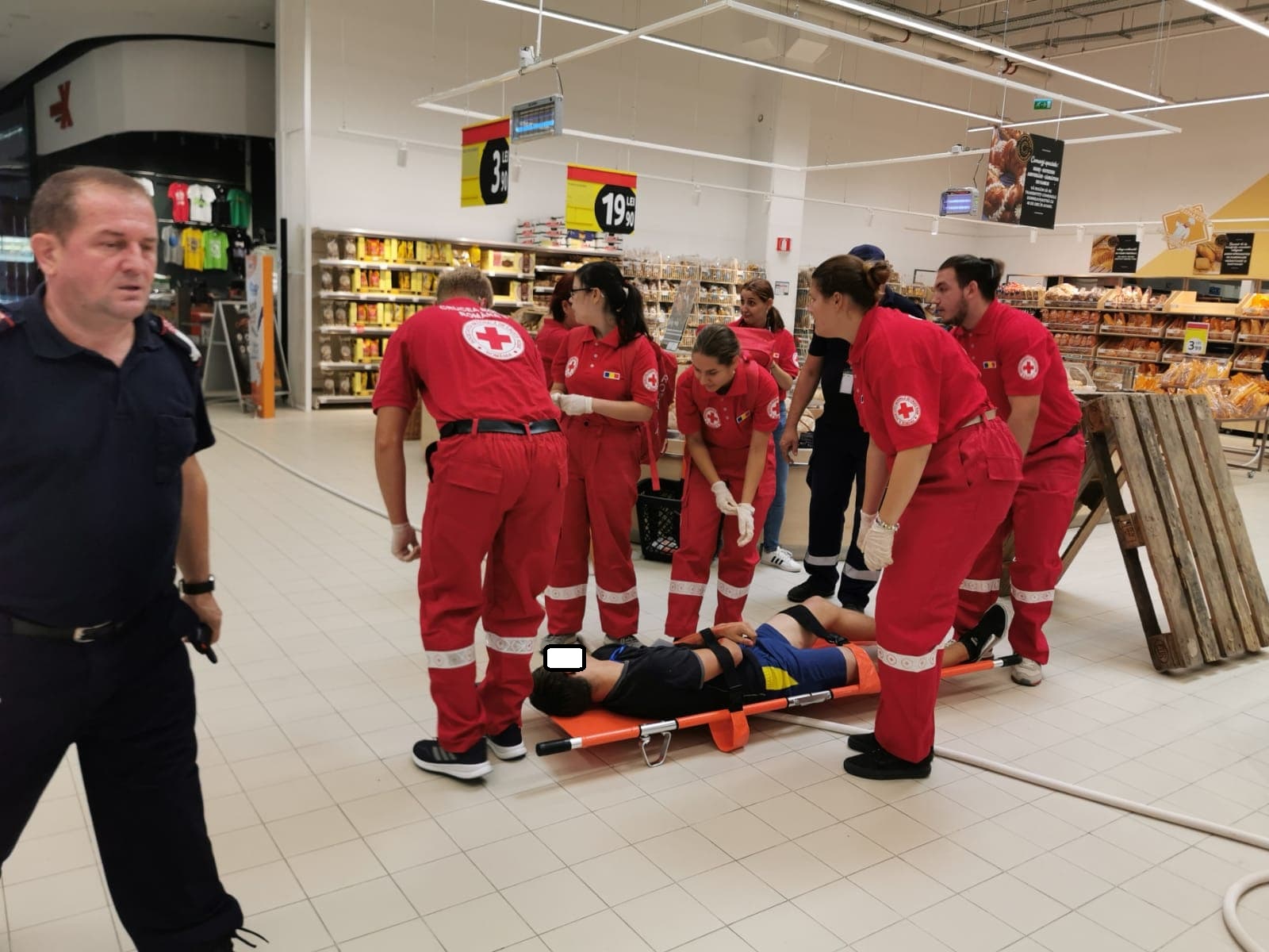 FOTO/VIDEO. Plan roșu activat la mall-ul NEPI Satu Mare: patru morți și 60 răniți (Exercițiu)