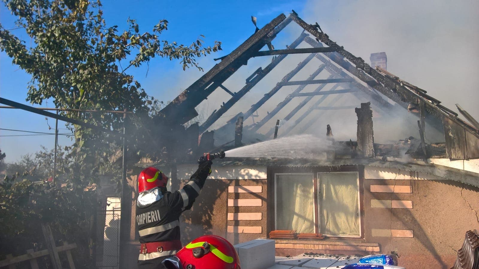 FOTO. Incendiu în municipiul Satu Mare. Intervenție de urgență a pompierilor