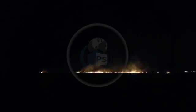 VIDEO. Incendiu de amploare lângă Aeroport. Pompierii voluntari intervin în forță