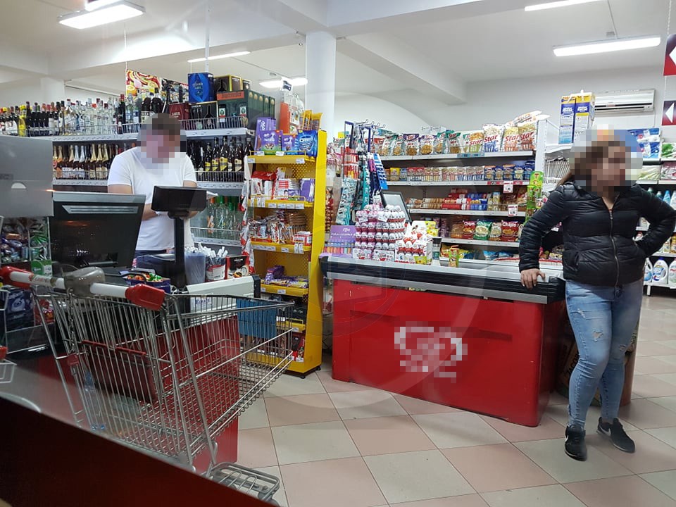 FOTO. După tâlhăria de la magazin, sătmăreanul a plecat la cumpărături. Prins de polițiști