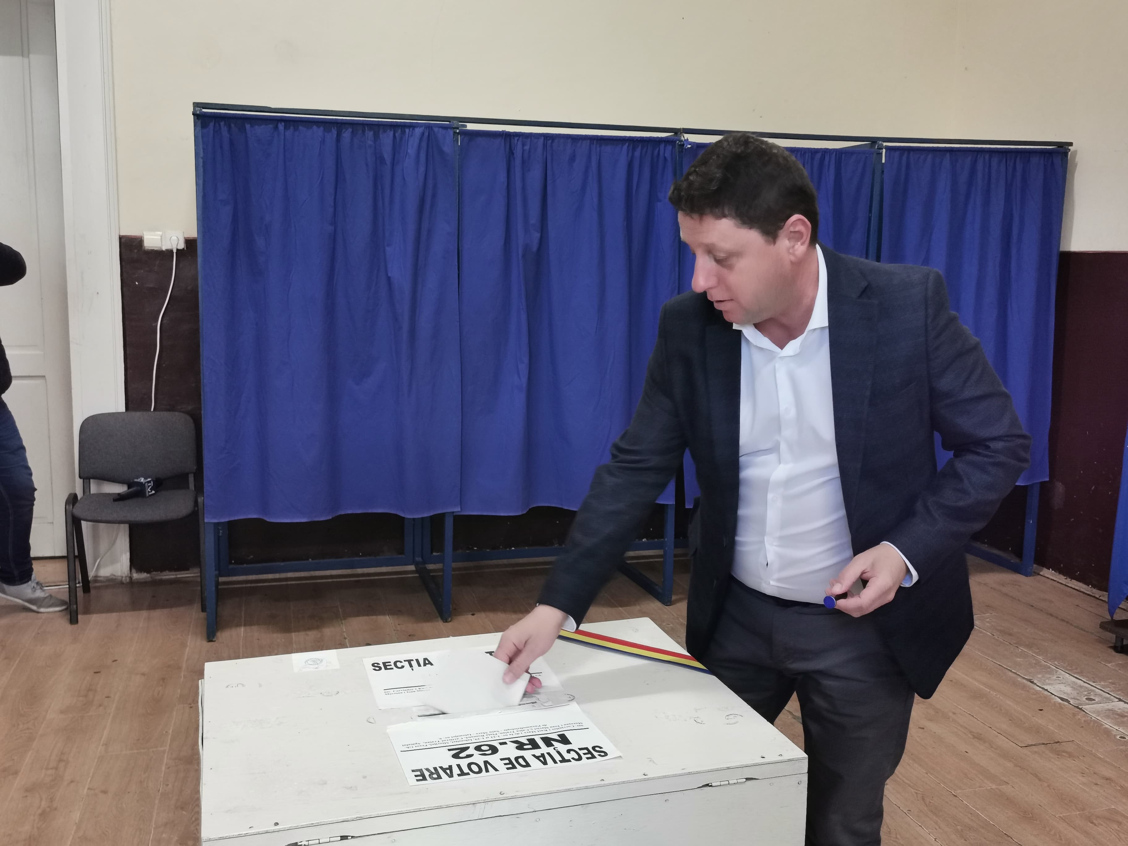 Deputatul Romeo Nicoară: ”Diaspora este un exemplu de mobilizare. Să ieșim la vot”!