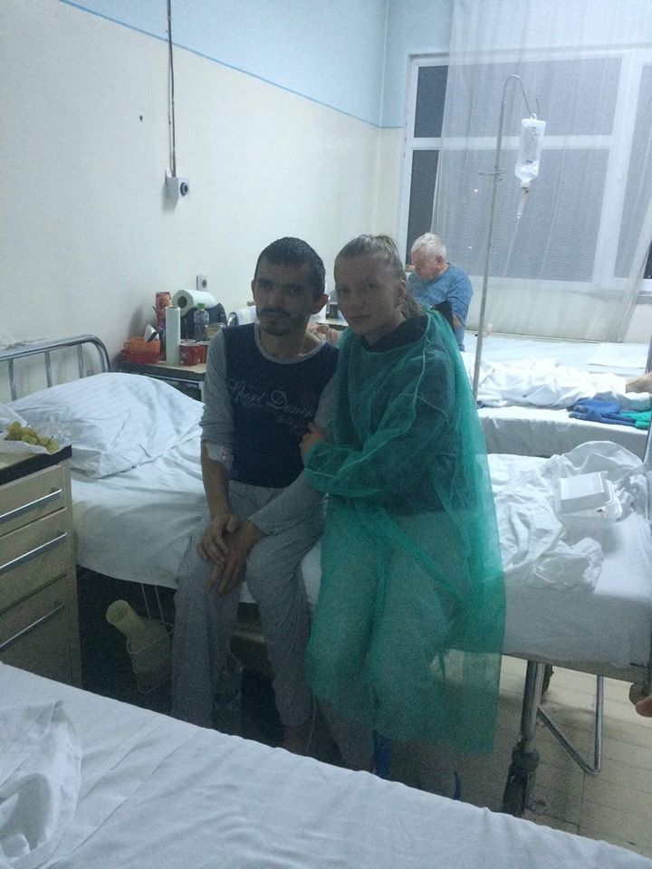 FOTO. Dragoste de soră: ”Vă rog, ajutați-mă să îmi salvez fratele”