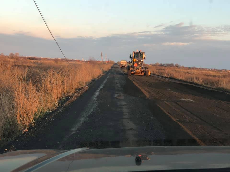 FOTO. Cârpeală pe Autostrada Codrului. Soluții de avarie, nimic serios la orizont