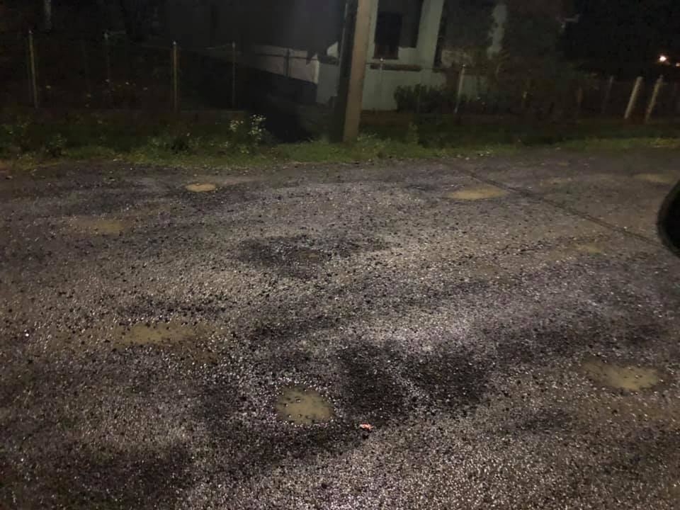 FOTO. Lucrările de pe Autostrada Codrului, "spălate" de prima ploaie