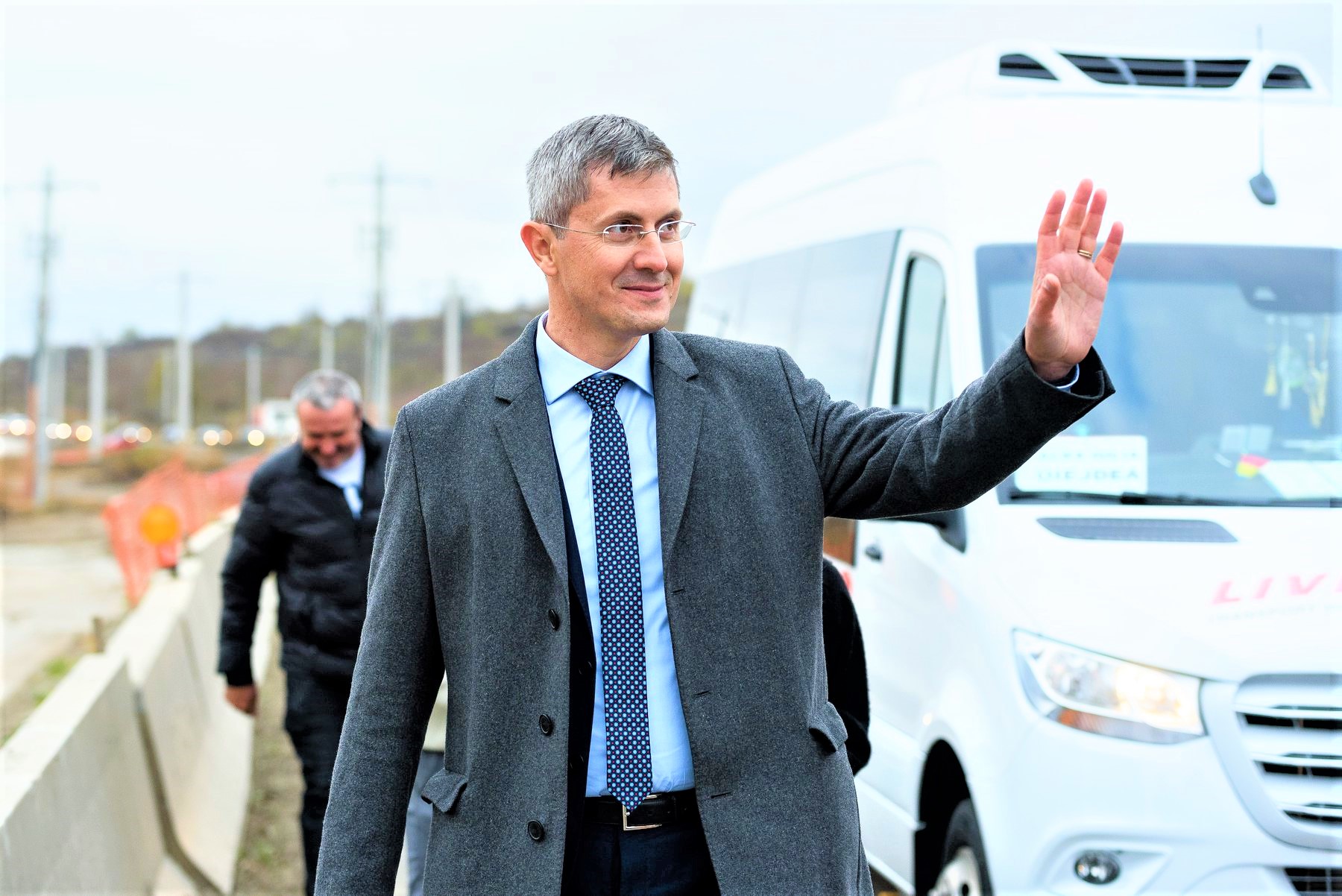 Cine este Dan Barna, sibianul care vrea să fie președintele full time al României