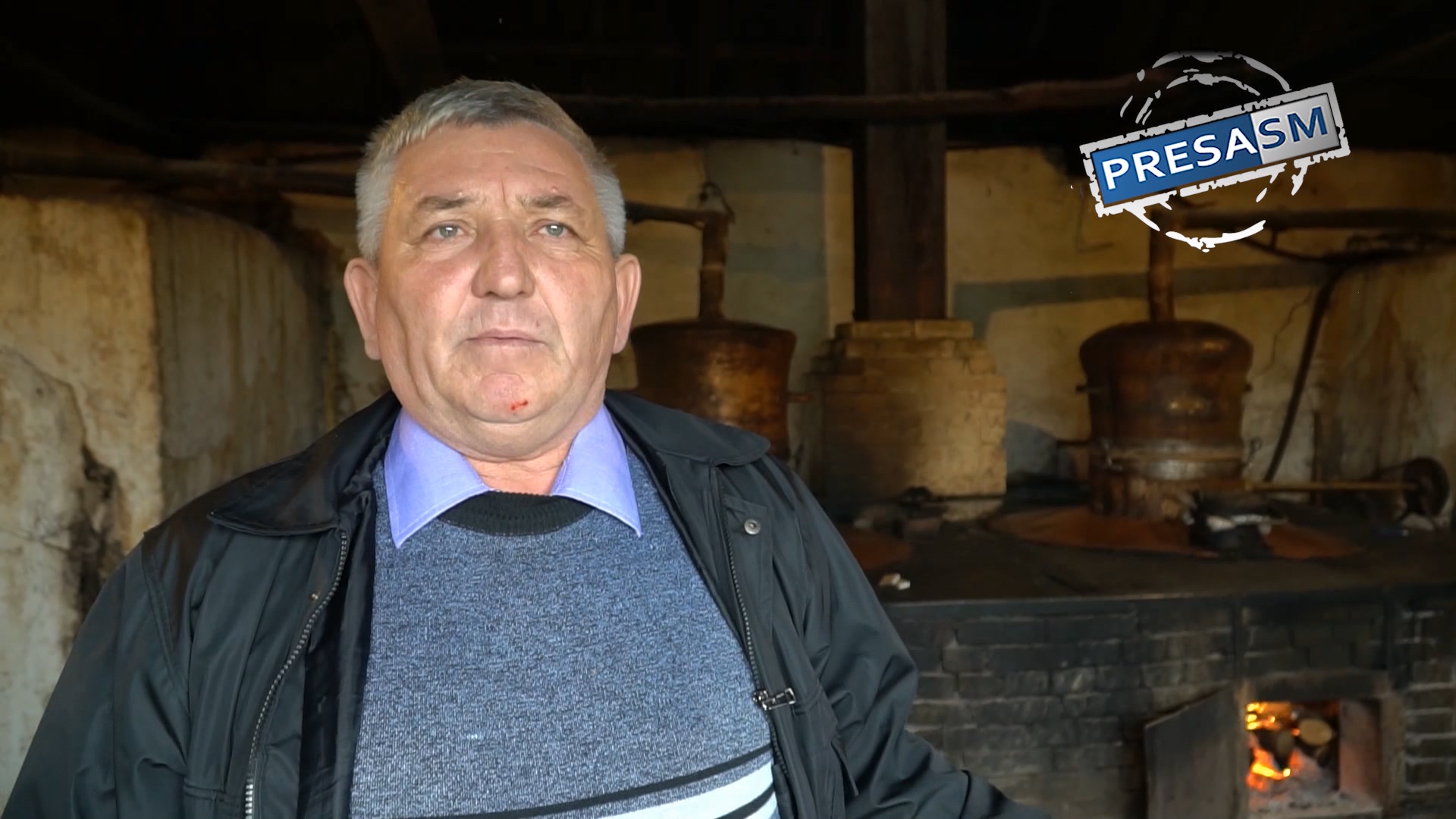 VIDEOREPORTAJ. Secretele pălincii oșenești. Un localnic din Turț ne dezvăluie rețeta