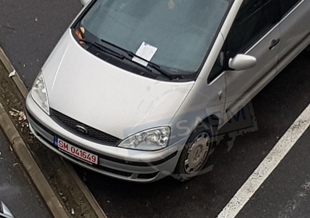 FOTO. Coșmarul șoferilor cu parcări închiriate. Cum le ocupă alții locurile cu zilele