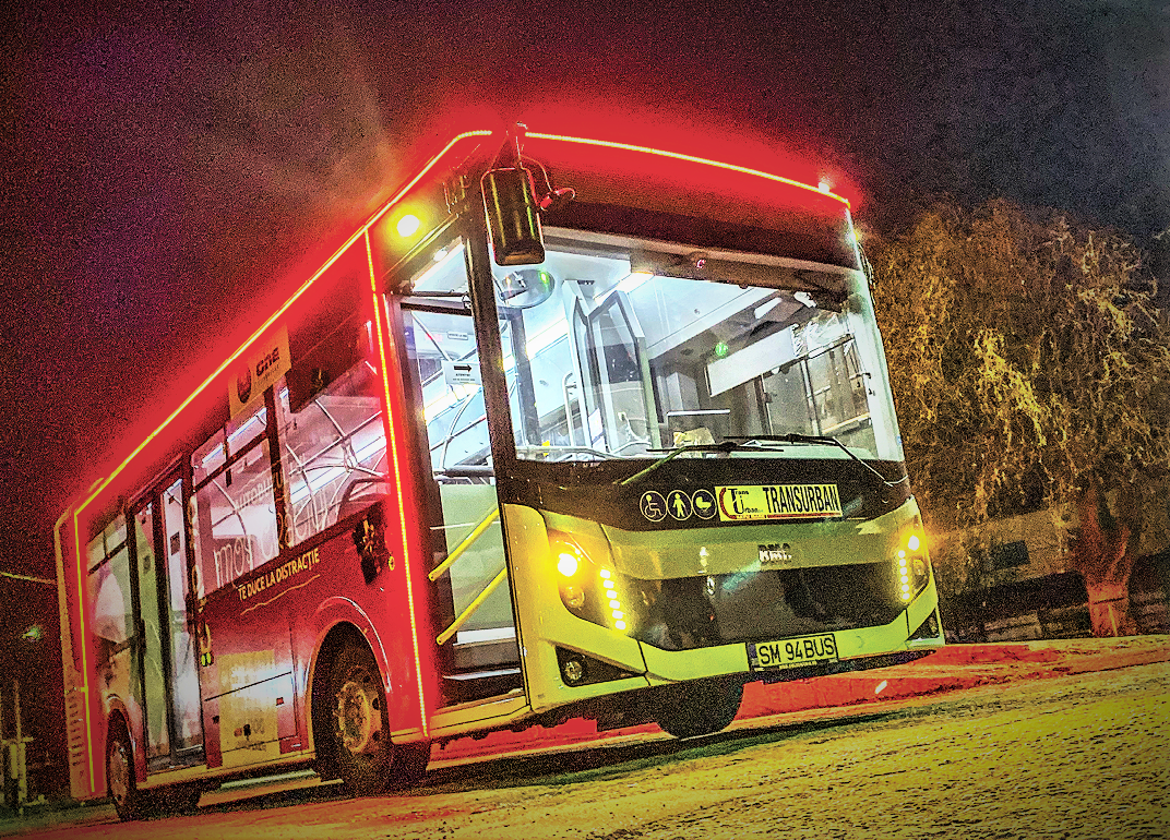 Cadou pentru cei mici: "Autobuzul Moșului" intră pe traseu