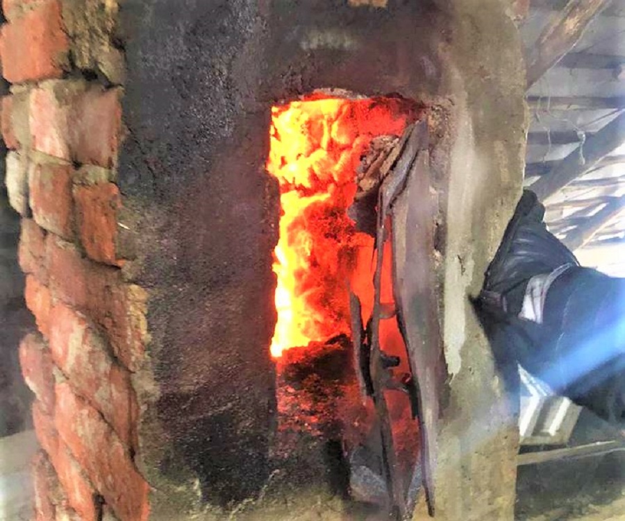 FOTO. Incendiu pe Drumul Careiului. Intervenție promptă a pompierilor