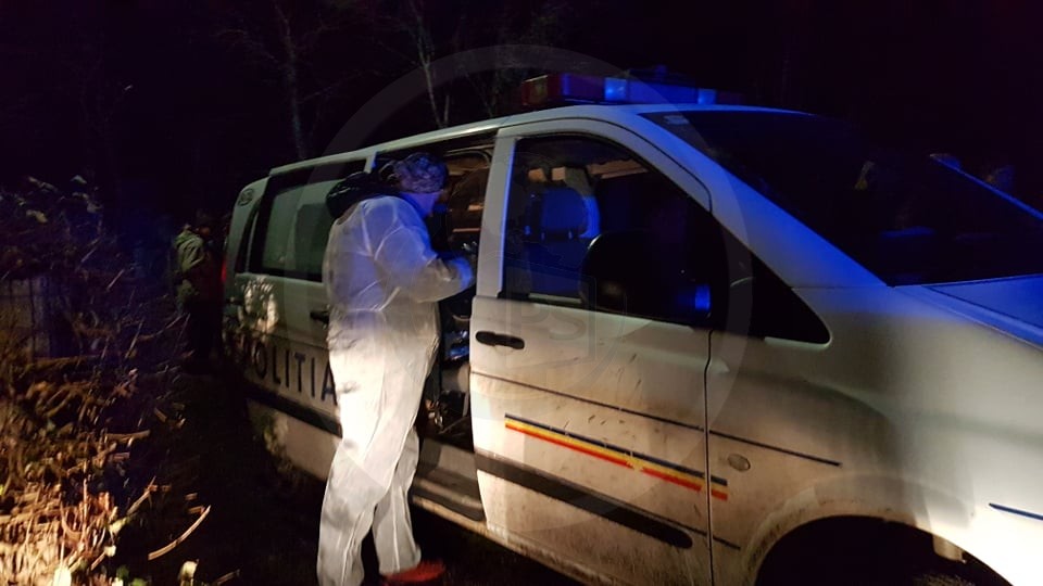 Caz șocant în țară. Un bărbat a încercat să-i taie gâtul soție, apoi a vrut să se sinucidă