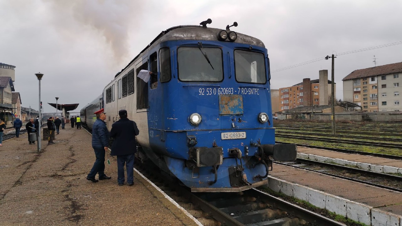 Planul ”revoluționar” al CFR. Vrea ca trenurile să circule la FIX în județul Satu Mare