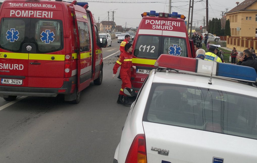 Accident cu două victime în municipiul Satu Mare, pe B-dul Aurel Vlaicu