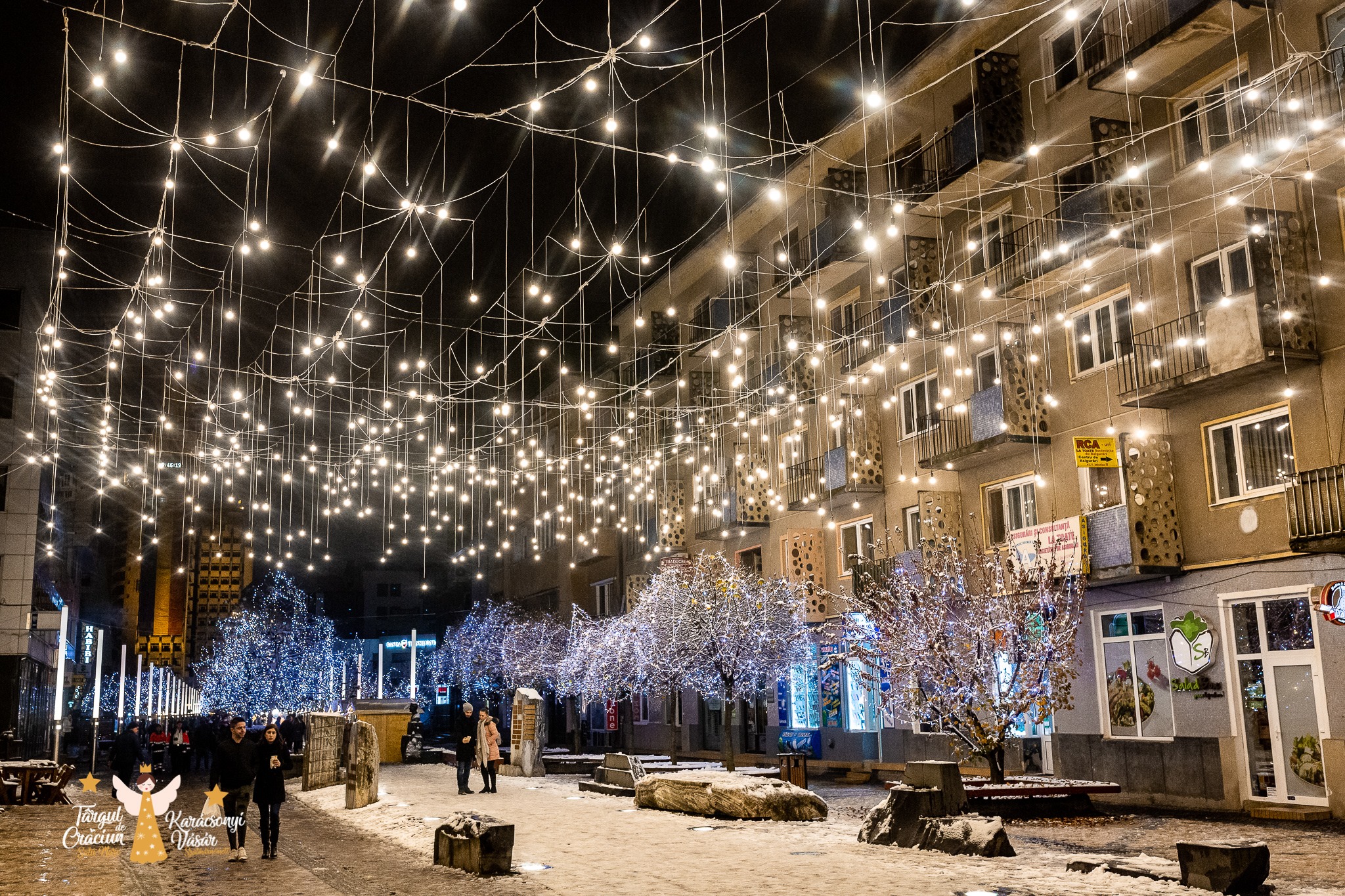 Luminițe de Crăciun, doar în Centru Nou și locații din trei cartiere. Primăria Satu Mare anunță economii