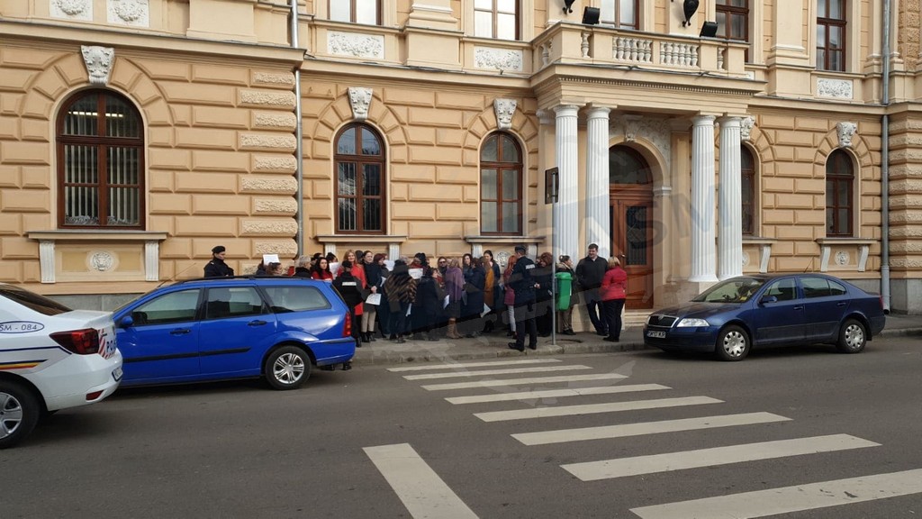 Protestul continuă la Tribunalul Satu Mare. Magistrații, îngrijorați