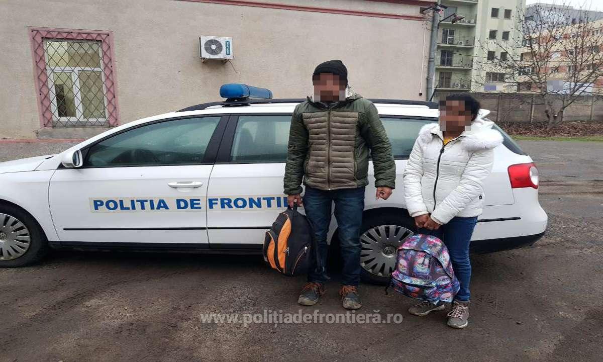 FOTO. Migranții sunt tot mai insistenți. Forțează granițele țării