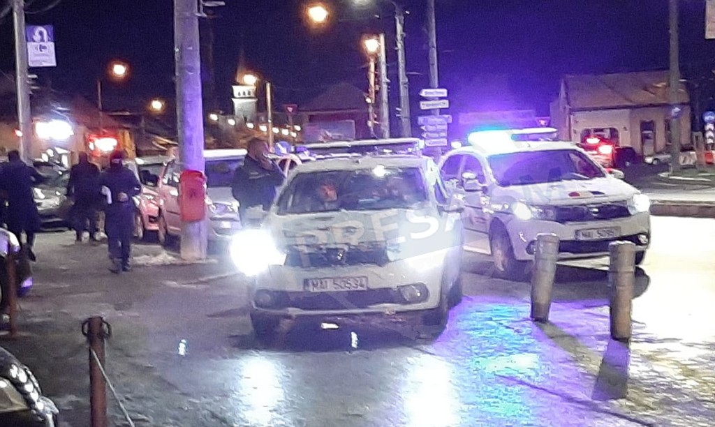 FOTO. Desfășurare de forțe pe Drumului Careiului. Mai multe echipaje de Poliție