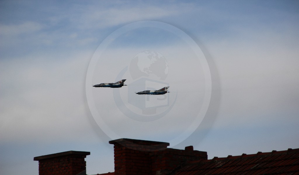 FOTO/VIDEO. Avioane militare pe cerul Sătmarului. Forțele Aeriene au nevoie de noi recruți