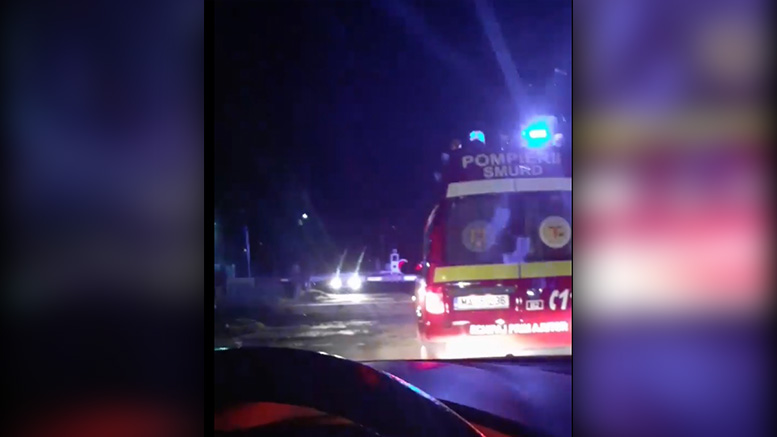 VIDEO. SMURD-ul ținut la barieră minute în șir. Temporizare marca CFR, în Satu Mare