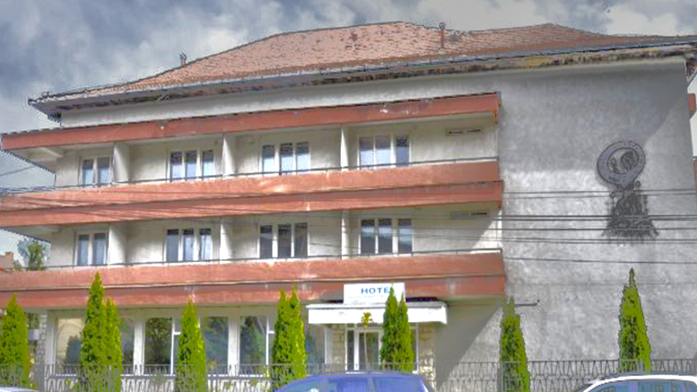 Kereskényi: Birocrația blochează reabilitarea Hotelului Sport