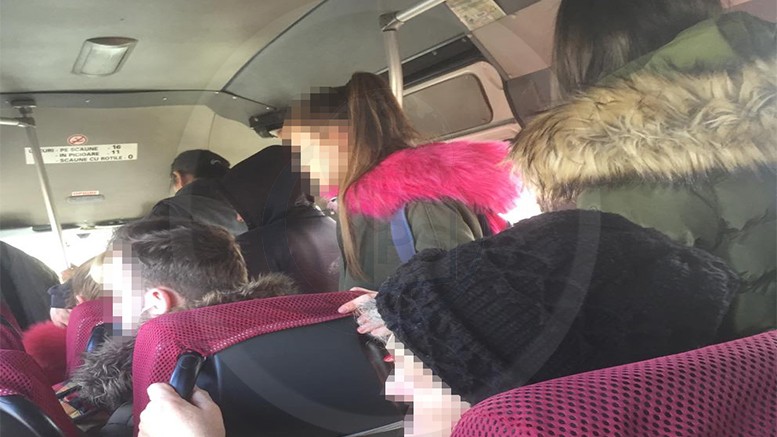 VIDEO. Viață de navetist în județul Satu Mare. Autobuze aglomerate și nervi întinși la maxim