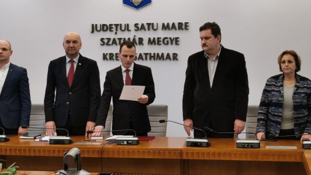 OPINIE. De câți prefecți ai nevoie la Satu Mare să facă mai nimic?! De trei, evident