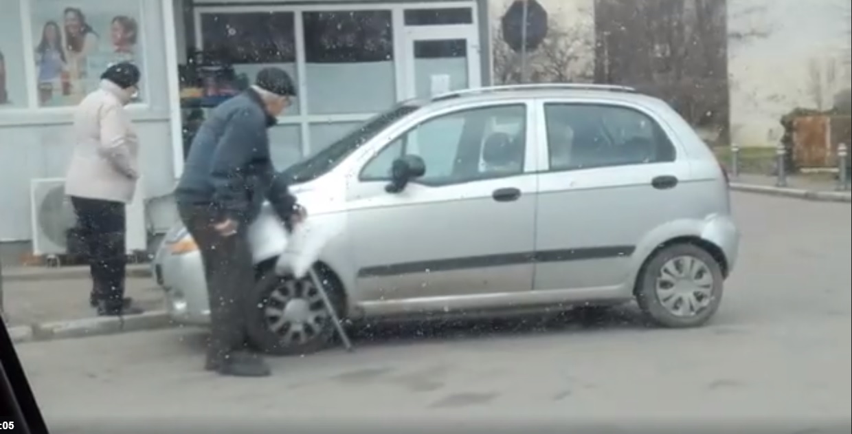 Șofer (71 ani), prins băut la volan în județ! Polițiștii l-au poftit la Urgență